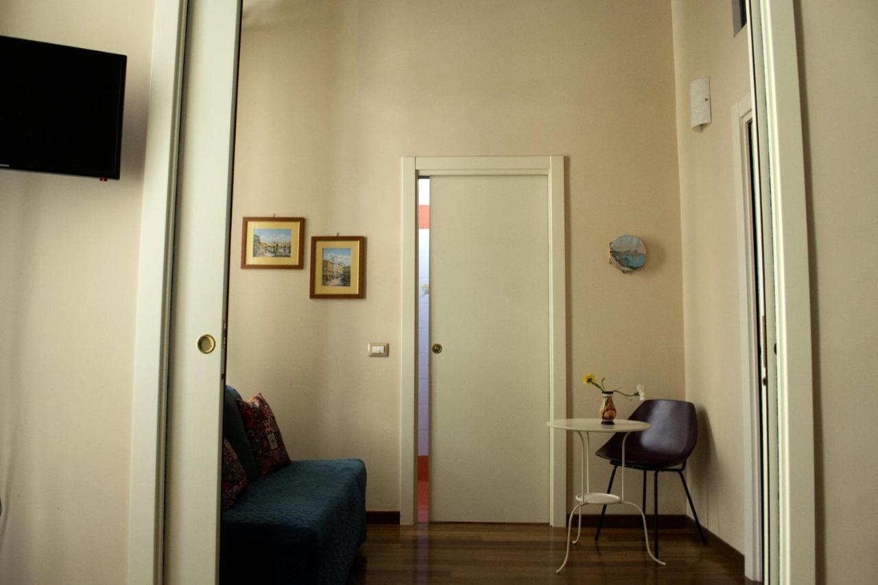 Le Stanze Di Dolly Bed & Breakfast Naples Luaran gambar