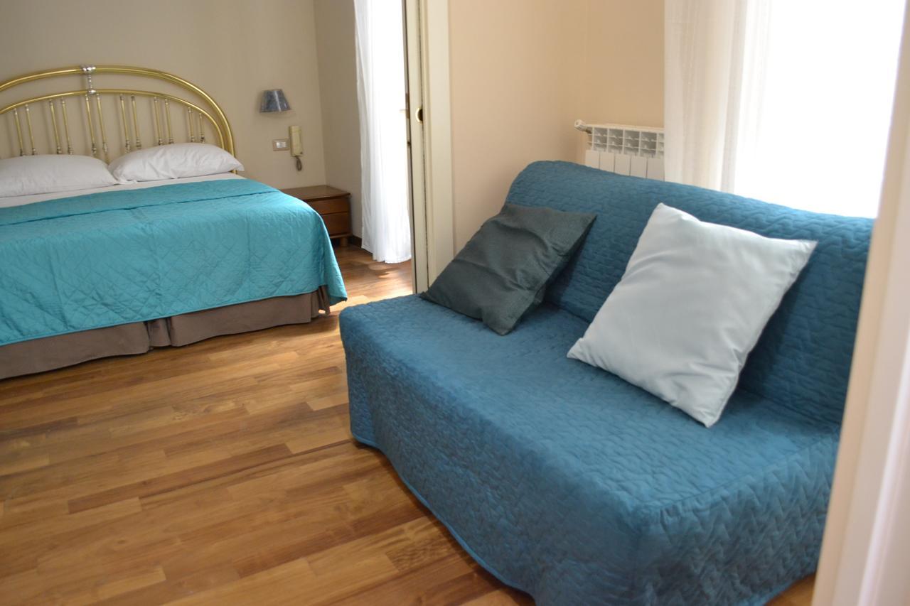 Le Stanze Di Dolly Bed & Breakfast Naples Luaran gambar