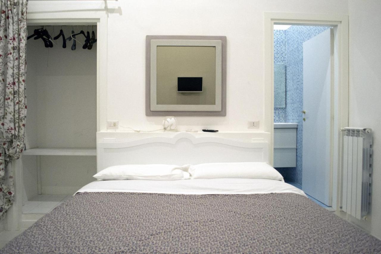 Le Stanze Di Dolly Bed & Breakfast Naples Luaran gambar